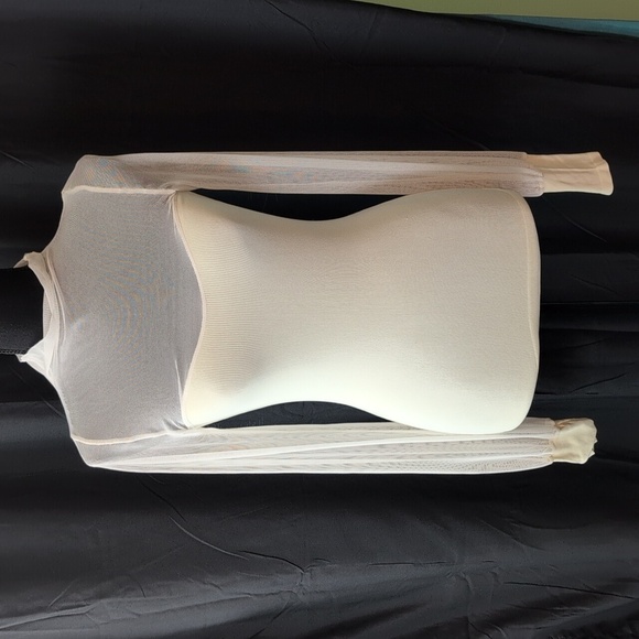 Free People Intimately. Light up layering Top. M/L. EUC - Picture 3 of 7